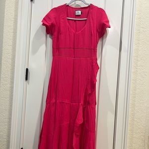 NWOT Tuckernuck hot pink faux wrap midi dress! Size 6
